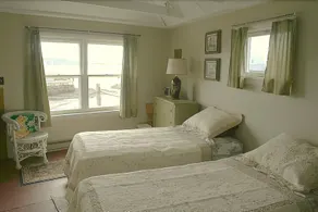 Harborside Cottage - One Bedroom Home - Image 3