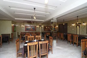 Chirag Pankaj Residency by OYO Rooms - Image 4