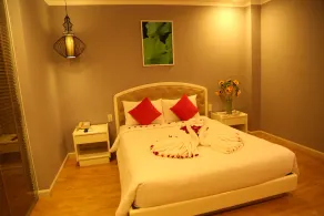 KaKa Hotel Han River - Image 4