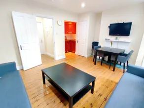 Brick Lane 1 bedroom Apartment near to Liverpool St - Image 2