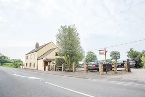 Wayside Guest House - Image 4