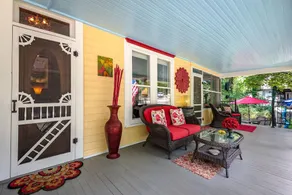 Red Bud Manor - Image 2