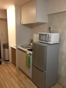 F24-605 Premium Studio, 1min from Subway - Image 3