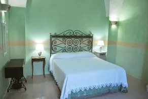 L'Adelaide Dei Pepe - Image 5