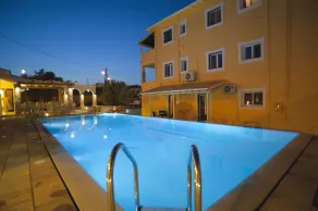 Villa Vita Holidays Apartments and Studios - Image 3