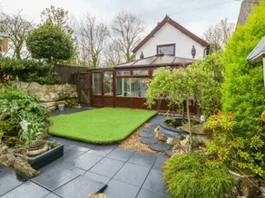 The Cottage - Image 4