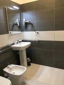 B&B Baffo - Image 3