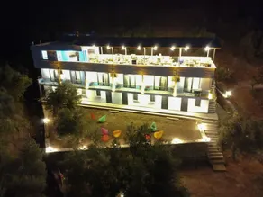 Assos Yali Butik Otel Restaurant - Image 3