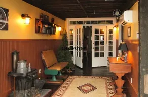 Riley's Railhouse - Image 5