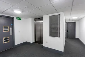 New and Bright Double Studio - Image 5