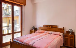 Beautiful Apartment in Montepaone With 3 Bedrooms - Image 3