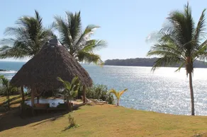 Vista Coiba Villas & Restaurant - Image 2
