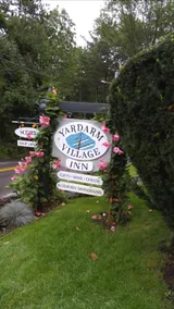 Yardarm Village Inn - Image 5