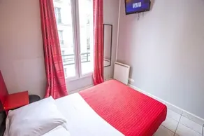 Hipotel Paris Montmartre Gare Du Nord - Image 5