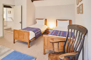 Host Stay Penrheol Farmhouse - Image 2