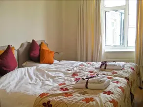 Compass House - Image 2