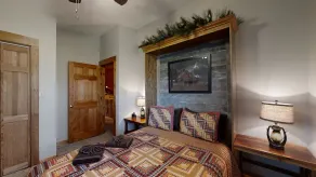 A Cowpoke's Dream 3 Bedroom Cabin by RedAwning - Image 3