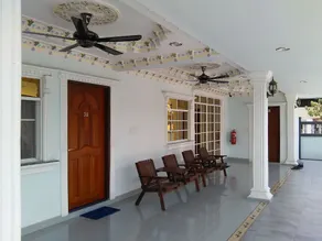 Ben & Roz Inn - Image 3