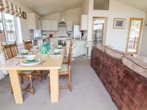 Manteason Chalet - Image 4