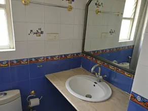 Lake Habitat Serviced Apartments - Image 4