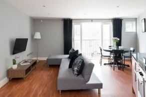 Spacious 2 Bed - Battersea High Street - Image 2