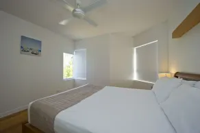Maggies Beachfront Apt. 6 - Image 2