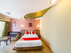 Hotel Neeta's Inn by OYO Rooms - Image 5