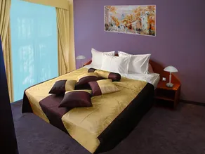Hotel Mir - Image 2