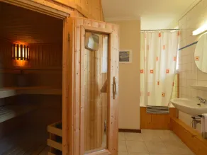 Alluring Cottage in Waimes Robertville With Sauna - Image 4