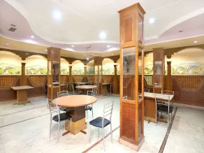 Hotel Yogesh And restaurent - Image 3