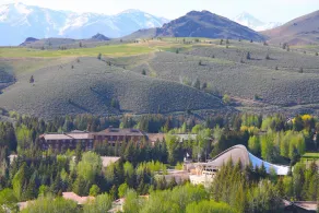 Elkhorn Village - Image 3