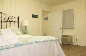 Ludington Beach House - Image 3