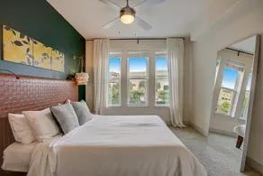 Frontdesk 1 BR Apt Near St. Edwards Park - Image 3