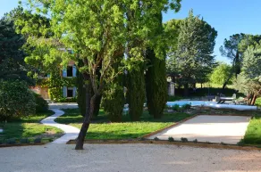 La Bastide Des Lavandieres - Image 2