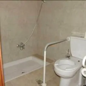Erotas Hotel - Image 2