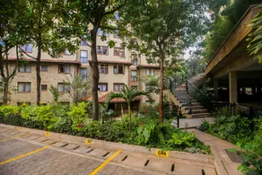 Serene Valley Apartments & Spa - Image 3
