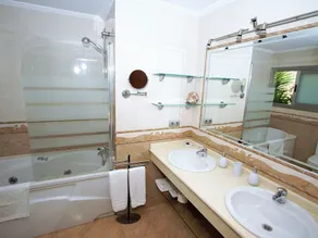 Spacious Modern Villa, With Beautiful Waterfall in Talamanca Near Ibiza Town! - Image 5