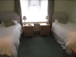 Silverwood Lodge Guest House - Image 3