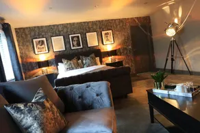 The Rock Hotel - Image 4
