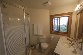 Shangri-La Oceanfront B&B - Image 3