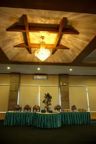 Days Hotel by Wyndham Tagaytay - Image 4