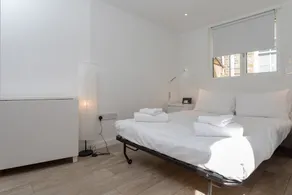 Cozy Studio Escape by Clapham Common - Image 3