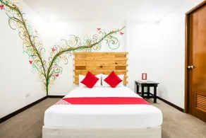 Modern Peak Suites & Resorts by OYO Rooms - Image 2