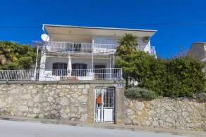 Apartamento con barbacoa y terraza - Image 2