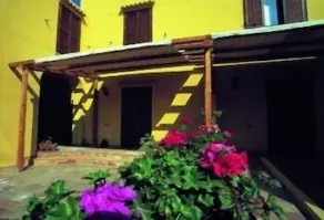 Baglio Costa di Mandorla - Farm Home - Image 3
