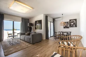 Victoria Sunset Suites - Image 3