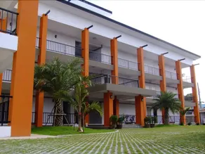Granny House - Image 1