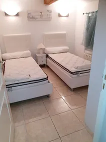 Apartment With 2 Bedrooms in Marseille, With Shared Pool, Terrace and Wifi - 7 km From the Beach - Image 4