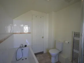 Victoria Rose Cottage - Image 2