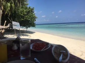 Hudhu Raakani Lodge Maldives - Image 2